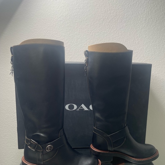 Coach Boots - Picture 5 of 8